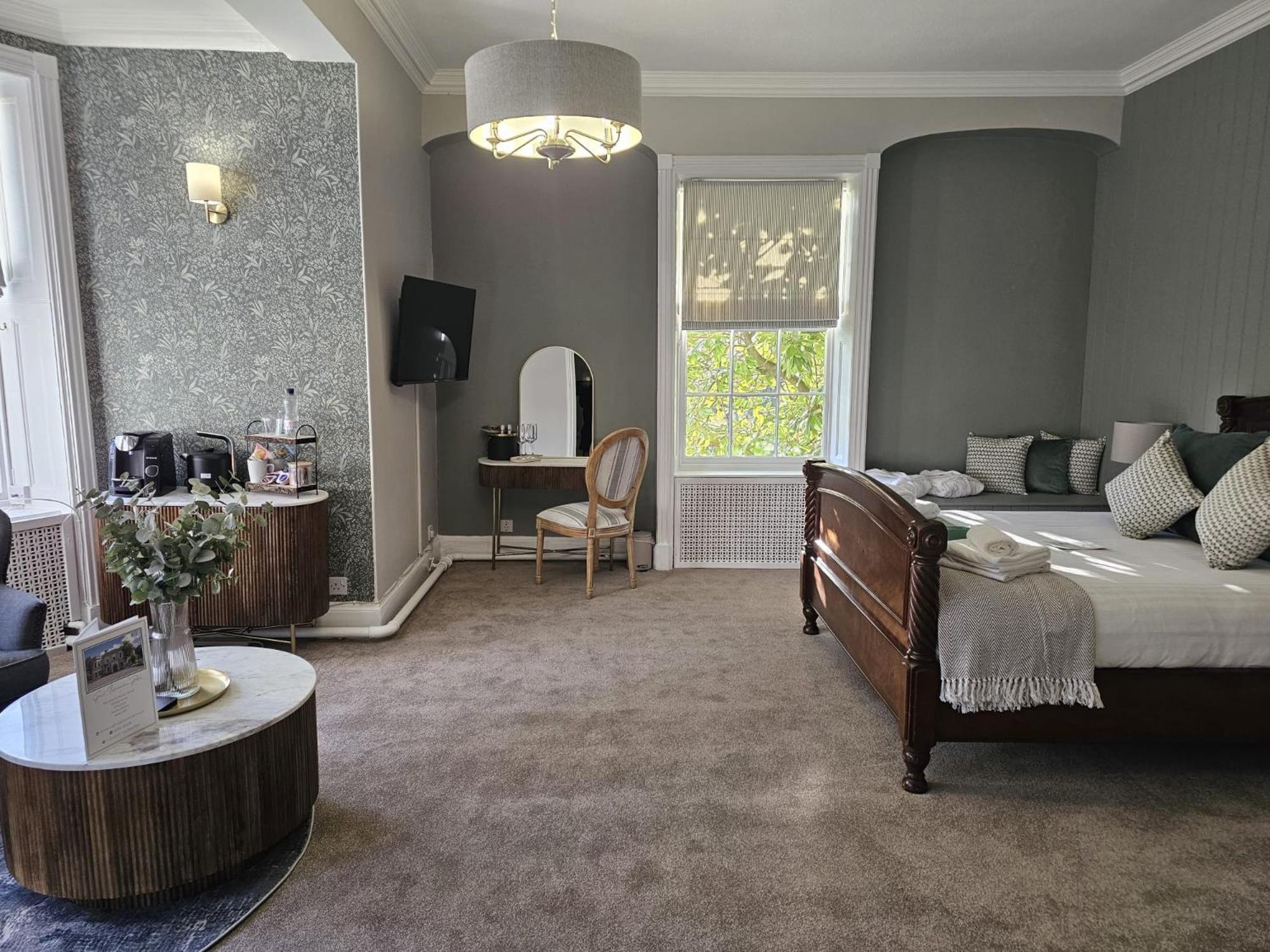 Woodland Manor Hotel Bedford Kültér fotó